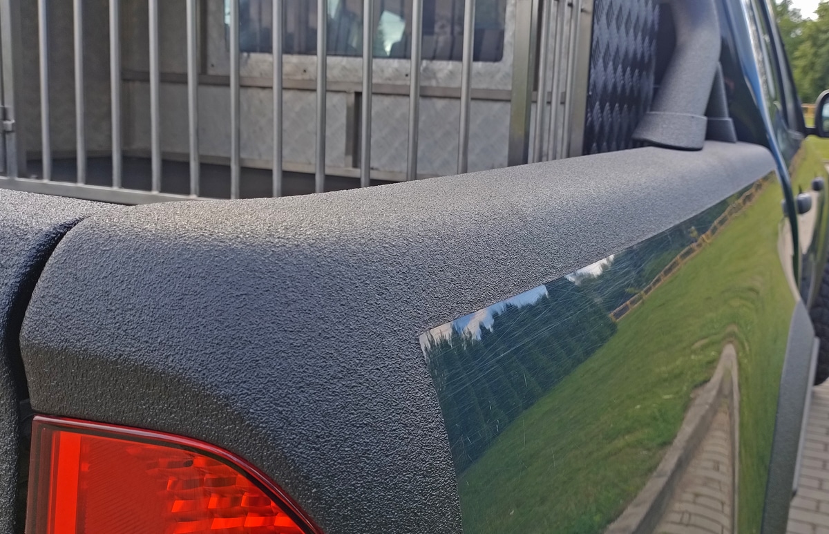 Lakierowanie paki Mercedes X-Class zabezpieczenie karoserii Line-X